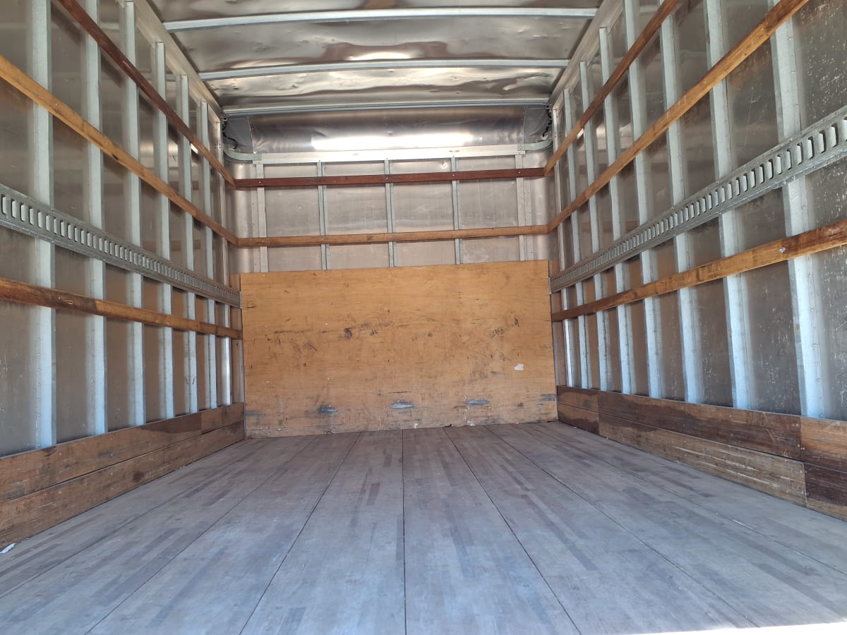 2019 Isuzu NPR HD 867728