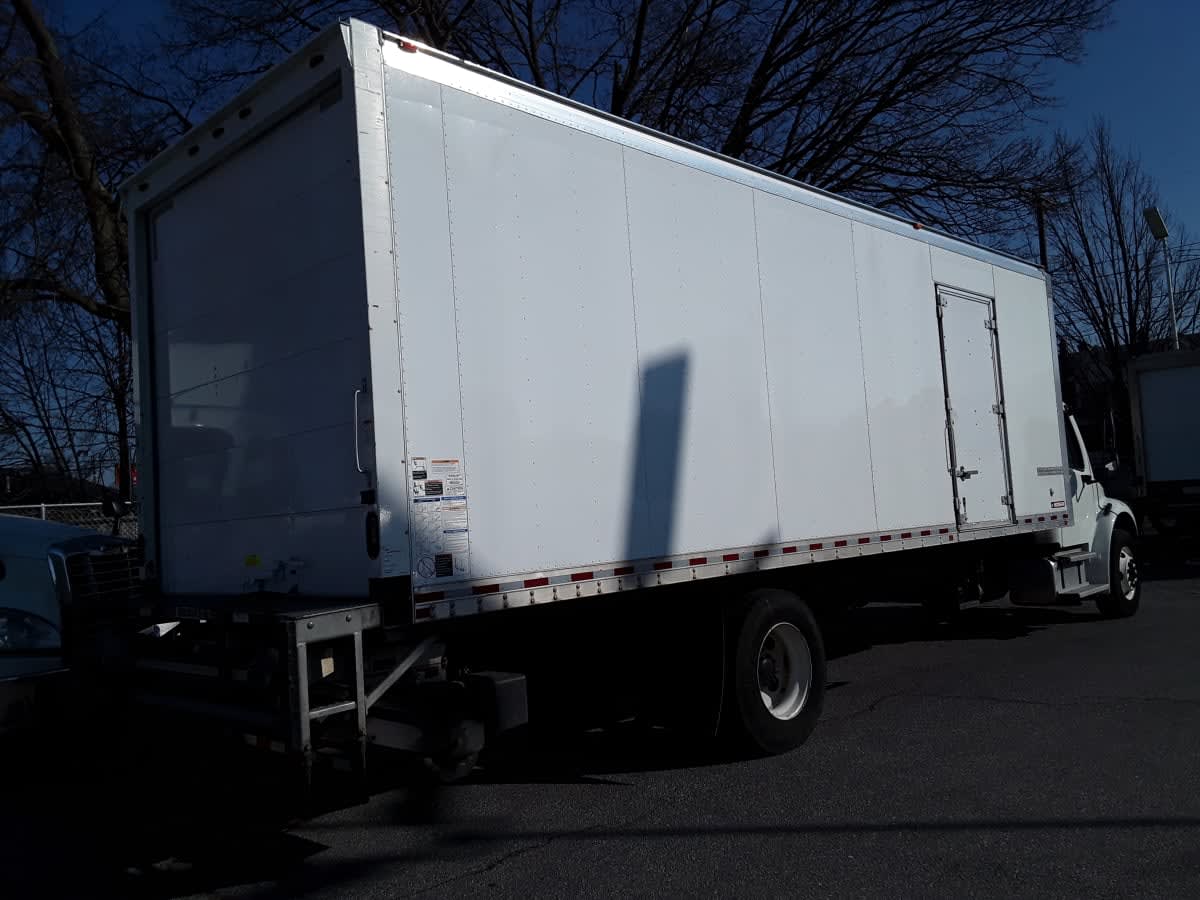 2019 Freightliner/Mercedes M2 106 867951