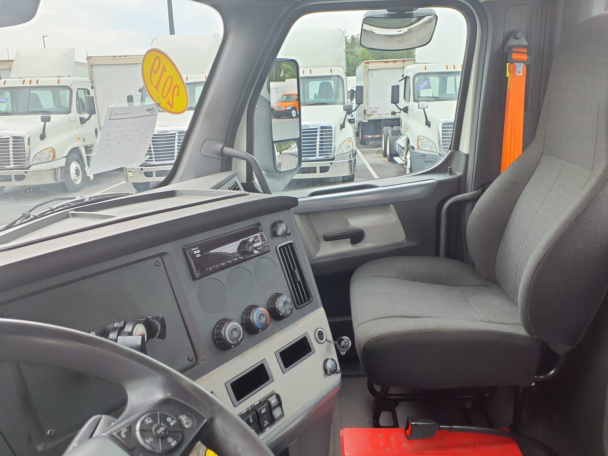 2019 Freightliner/Mercedes NEW CASCADIA PX12664 868006