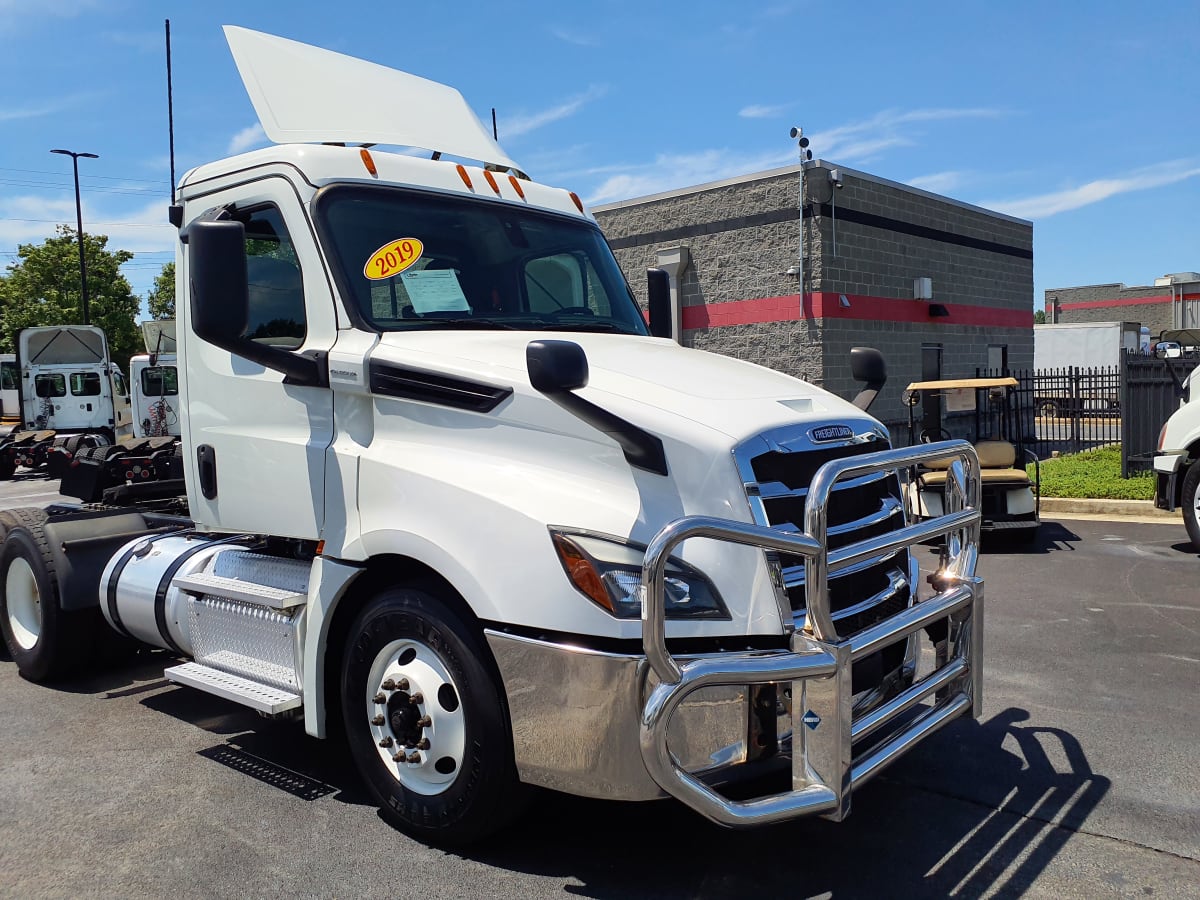 2019 Freightliner/Mercedes NEW CASCADIA PX12664 868007