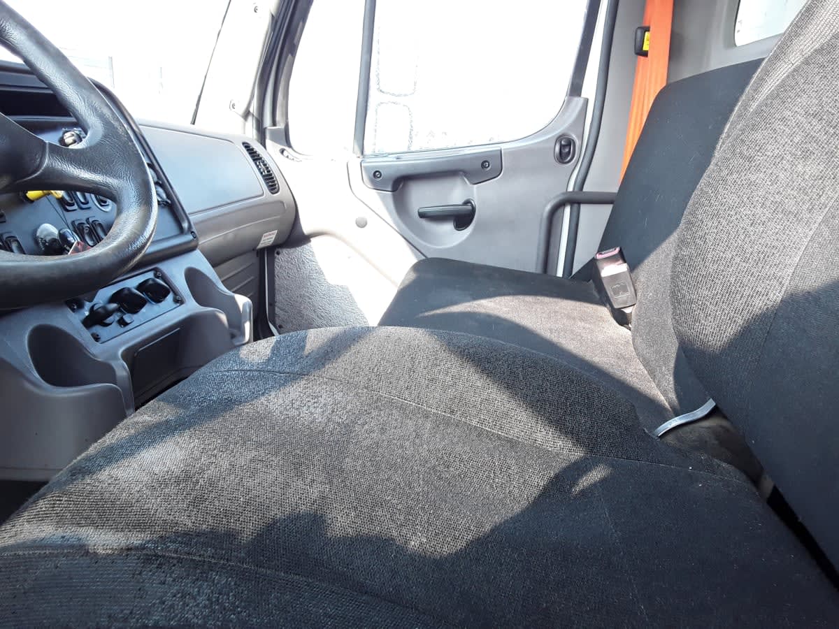 2019 Freightliner/Mercedes M2 106 868052