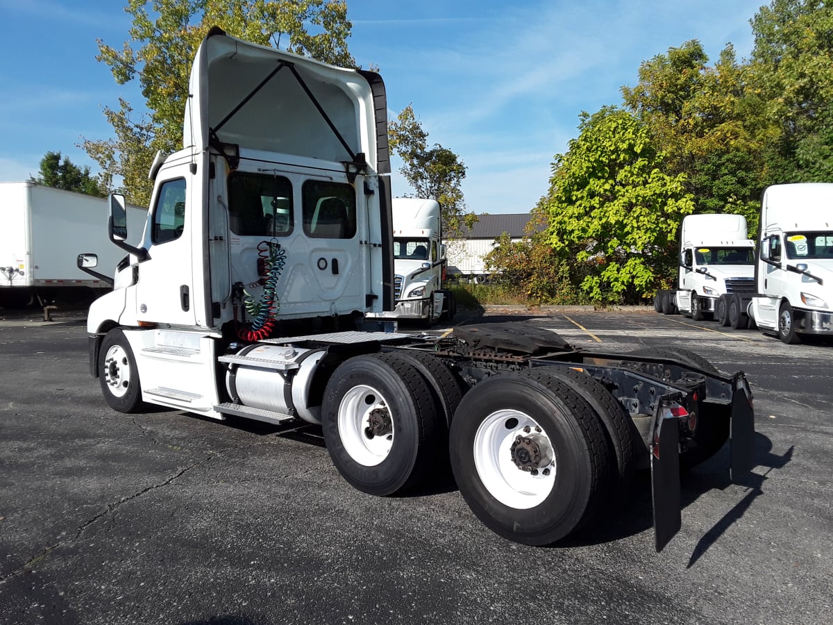 2019 Freightliner/Mercedes NEW CASCADIA PX12664 868101