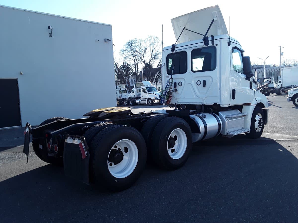 2019 Freightliner/Mercedes NEW CASCADIA PX12664 868162