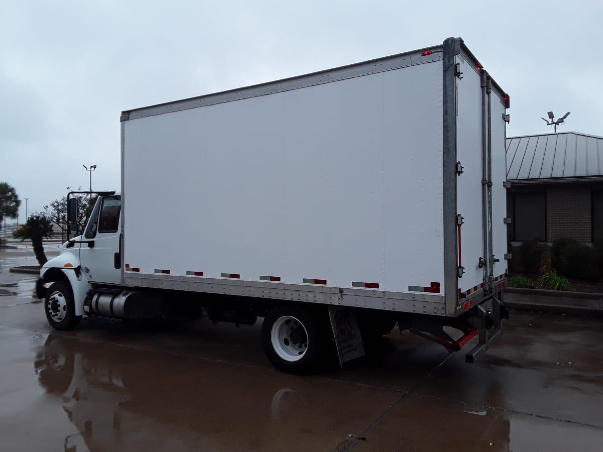 2019 Navistar International 4300 LP 868174