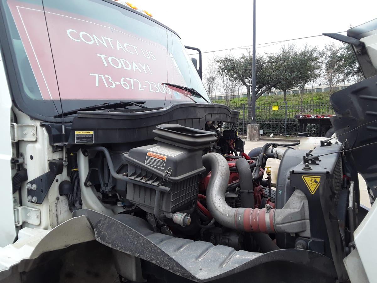 2019 Navistar International 4300 868176