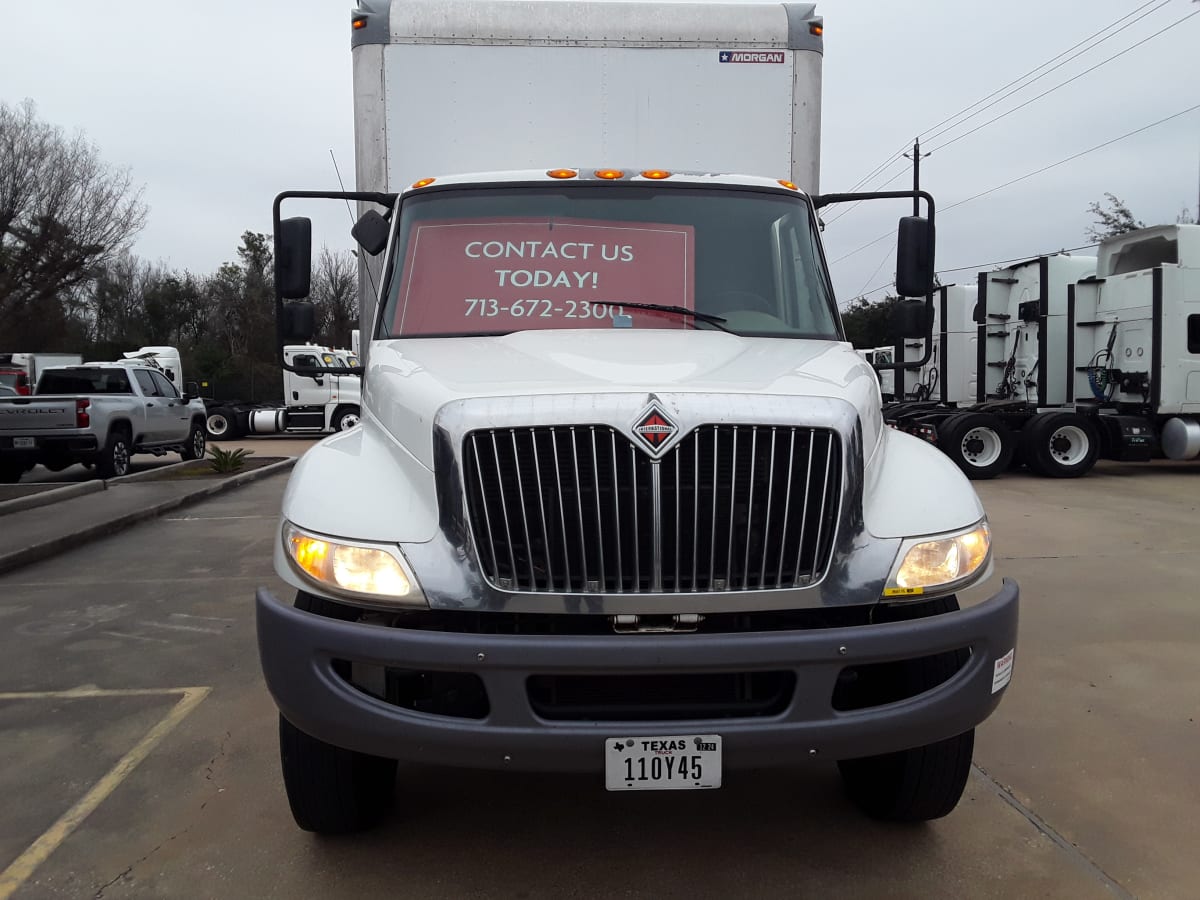 2019 Navistar International 4300 868176