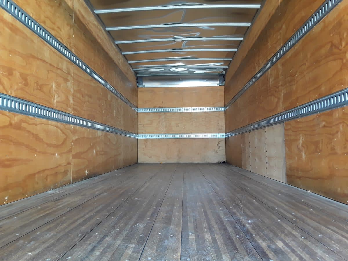 2019 Navistar International 4300 868177