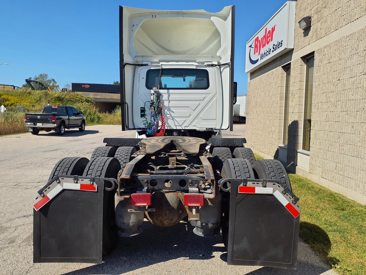2019 Navistar International LT625 DAYCAB T/A 868238