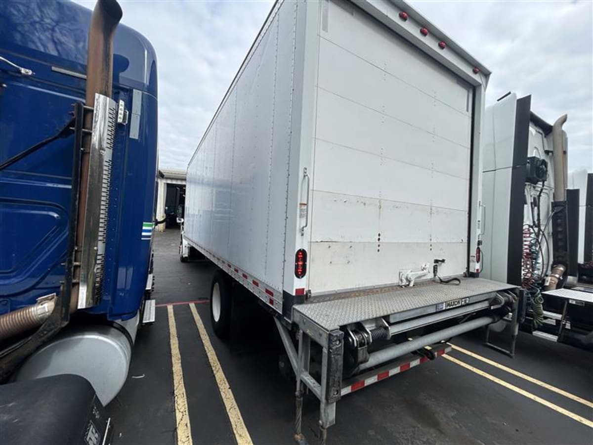 2019 Freightliner/Mercedes M2 106 868500