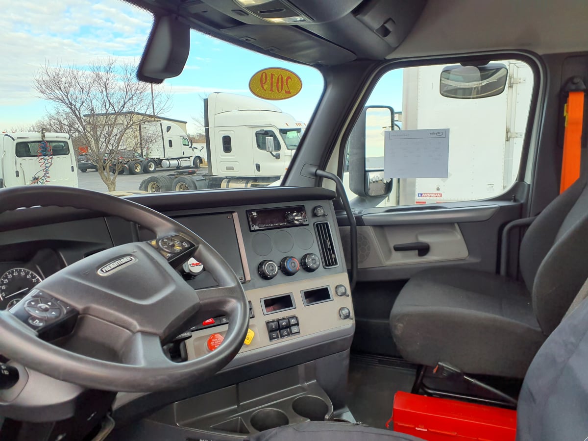 2019 Freightliner/Mercedes NEW CASCADIA PX12664 868587