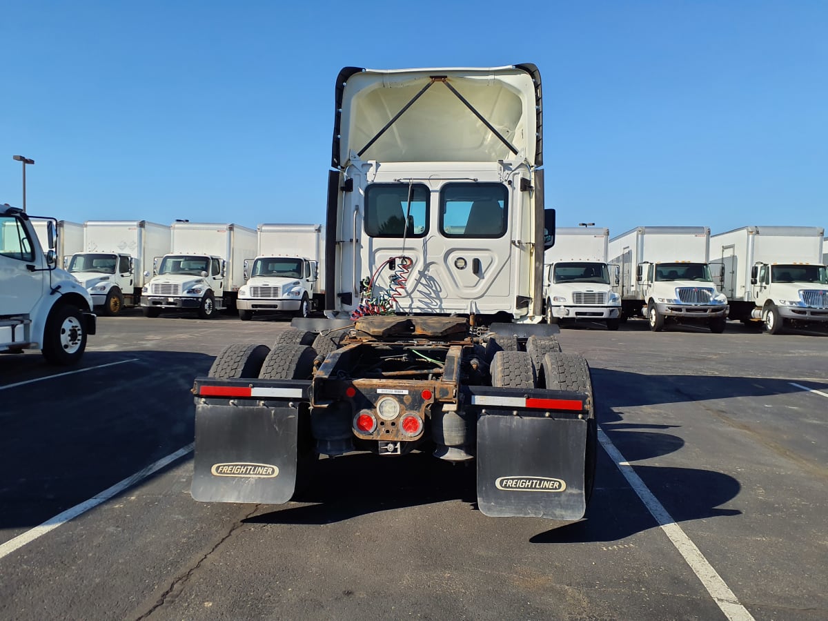 2019 Freightliner/Mercedes NEW CASCADIA PX12664 868588