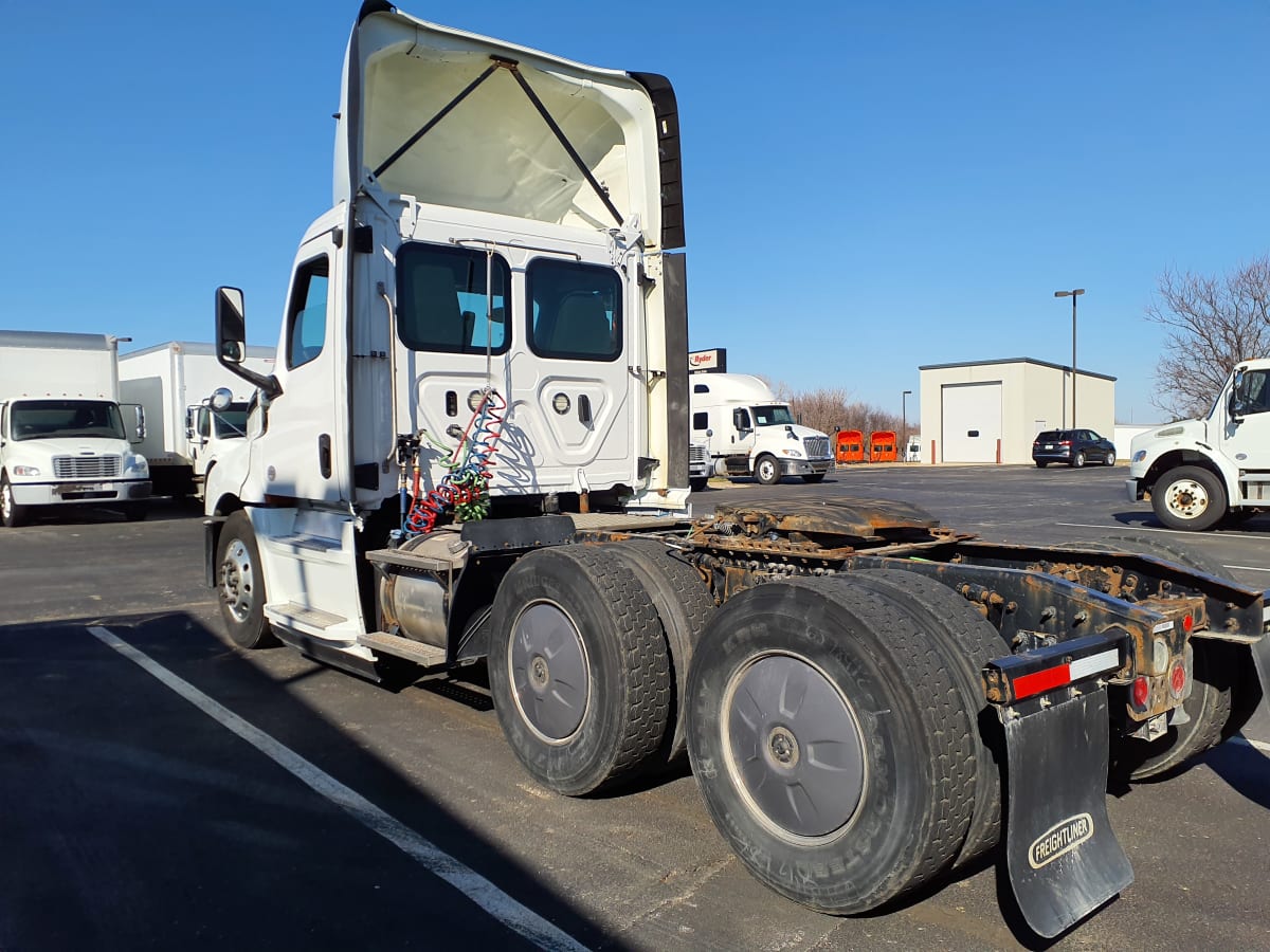 2019 Freightliner/Mercedes NEW CASCADIA PX12664 868588