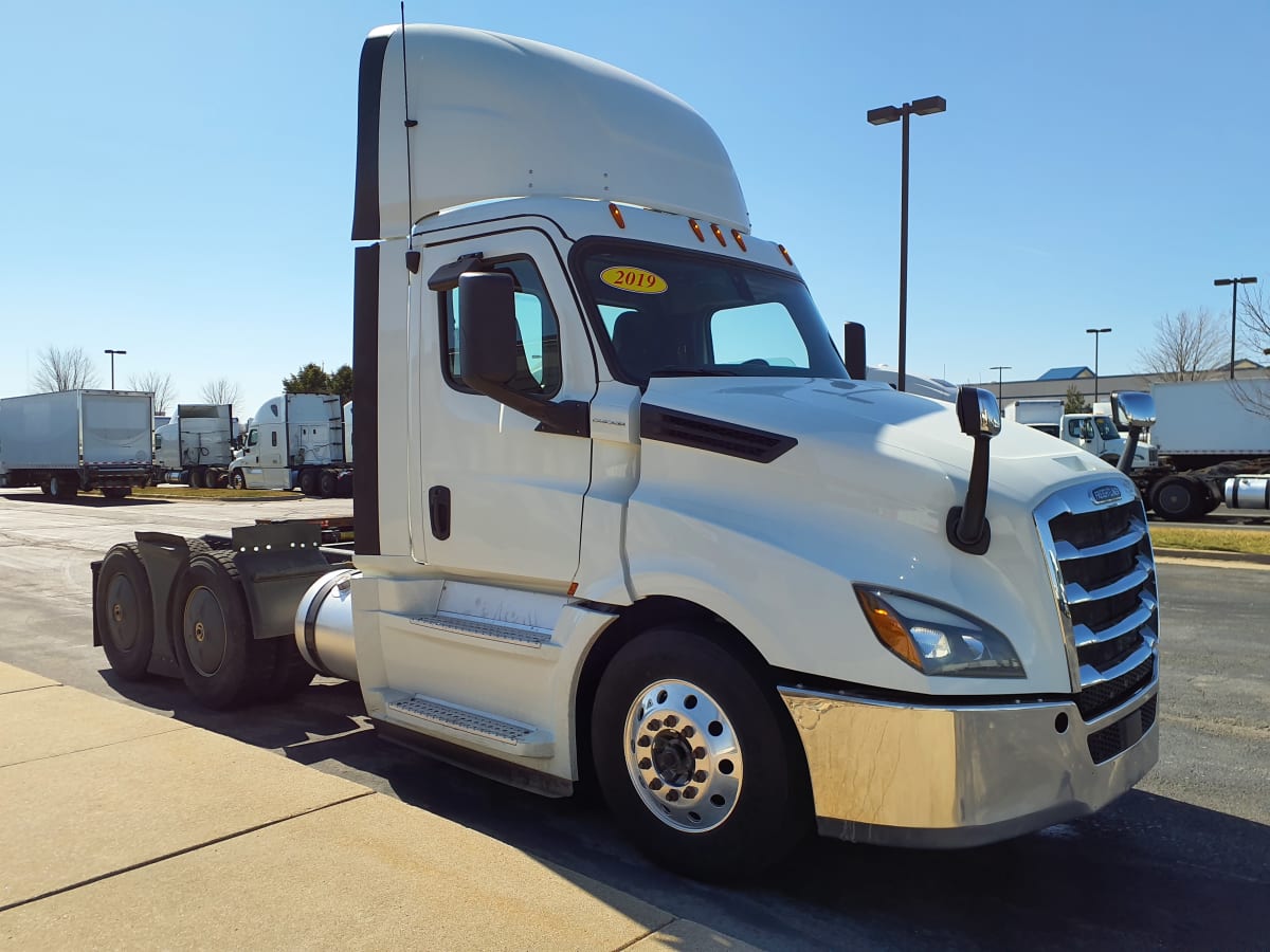 2019 Freightliner/Mercedes NEW CASCADIA PX12664 868589