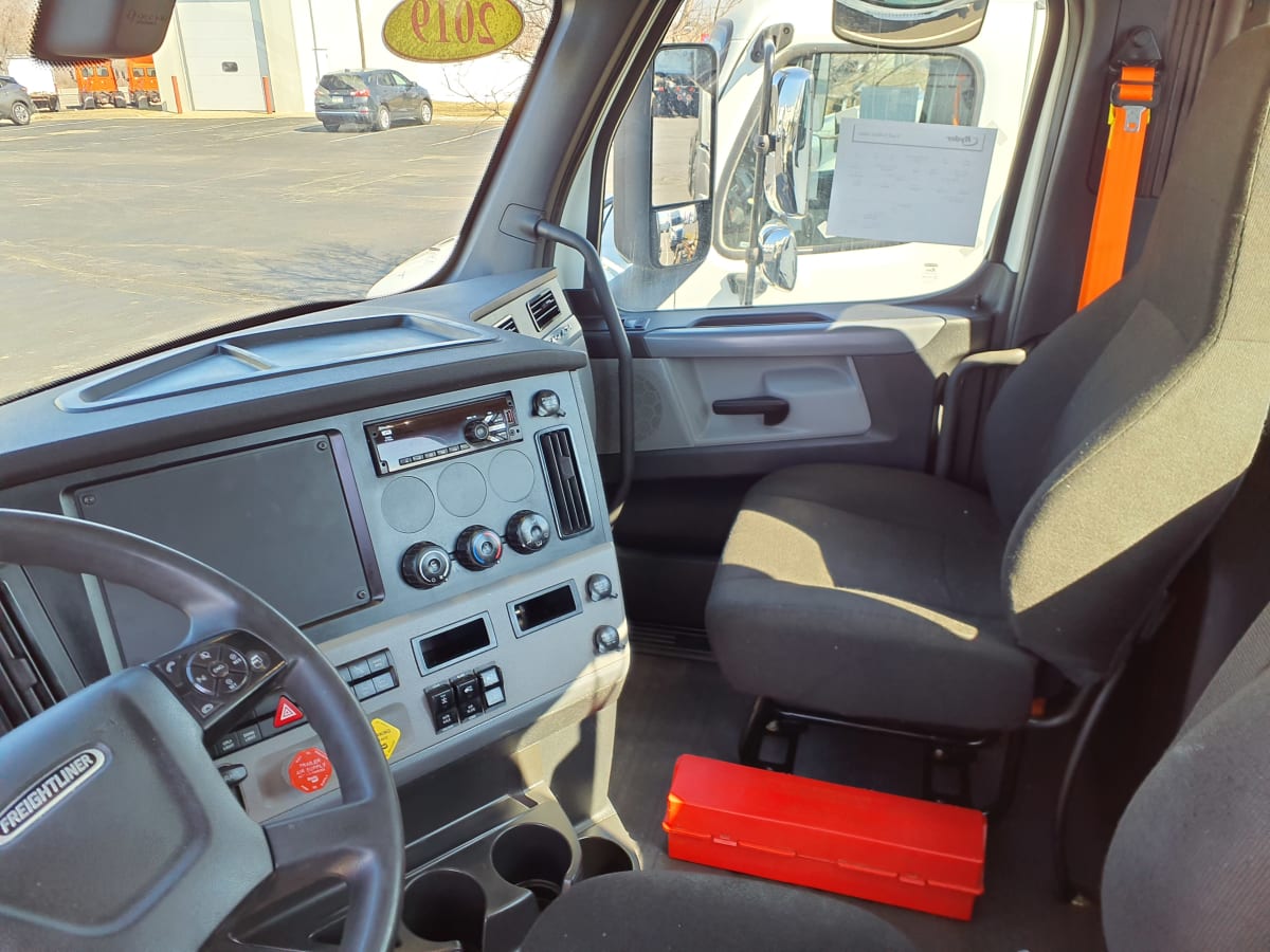 2019 Freightliner/Mercedes NEW CASCADIA PX12664 868599