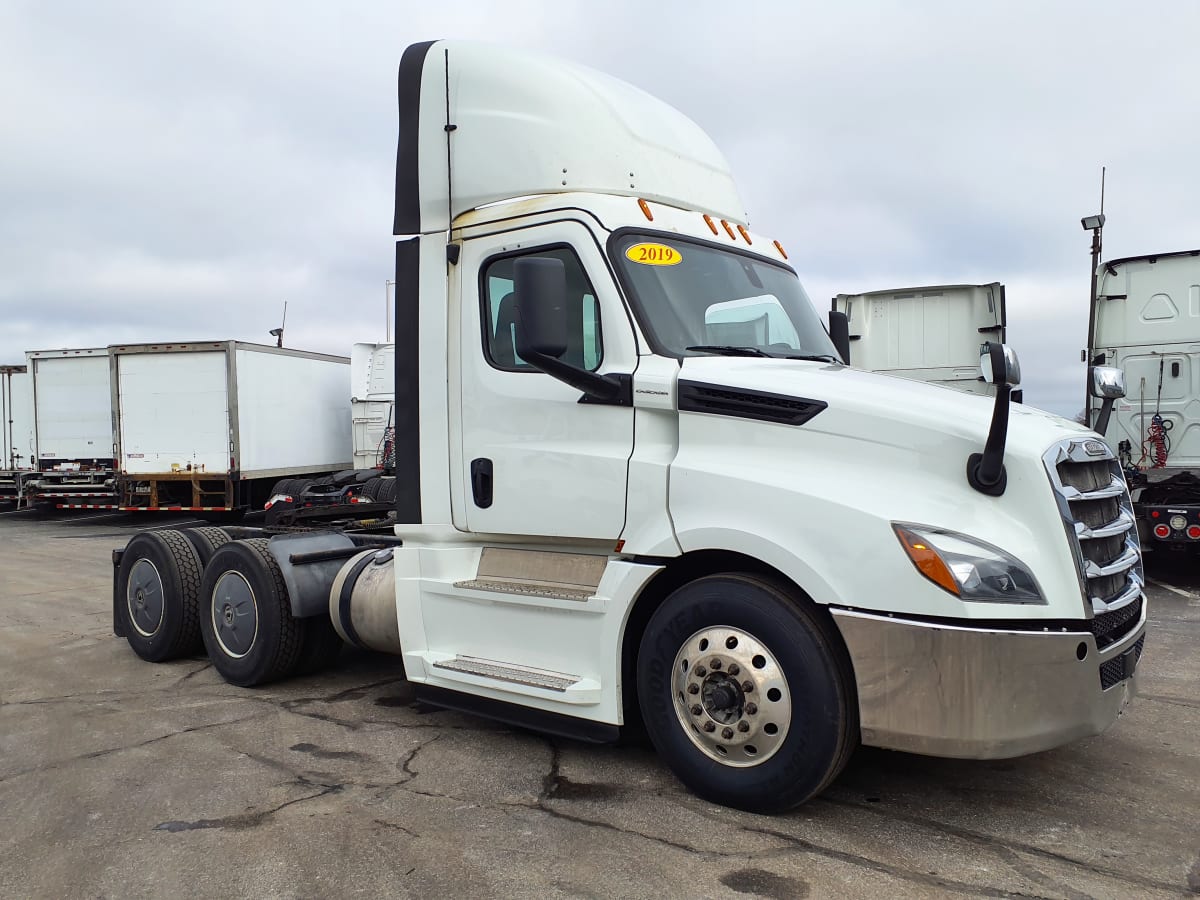 2019 Freightliner/Mercedes NEW CASCADIA PX12664 868602