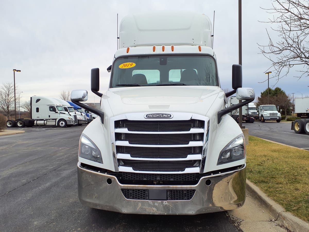 2019 Freightliner/Mercedes NEW CASCADIA PX12664 868603