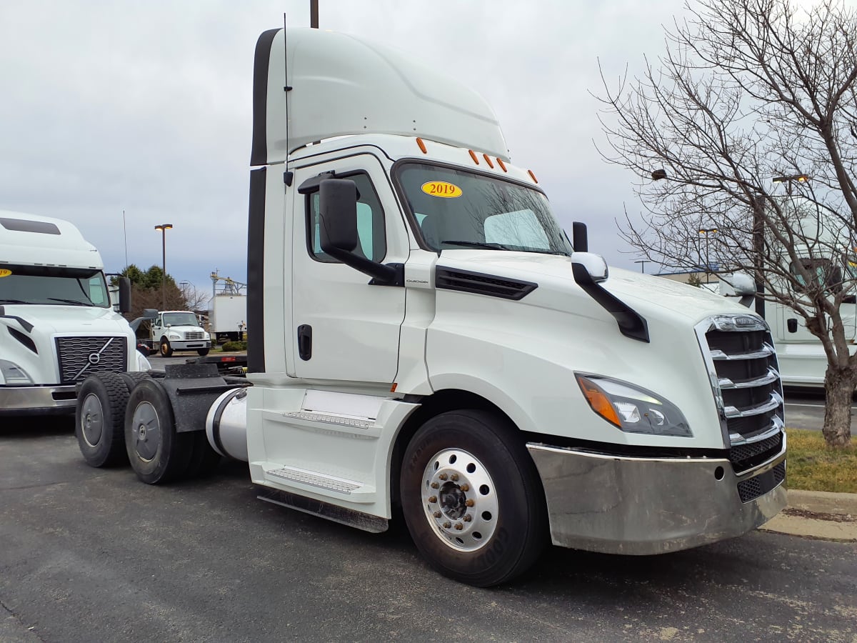 2019 Freightliner/Mercedes NEW CASCADIA PX12664 868603