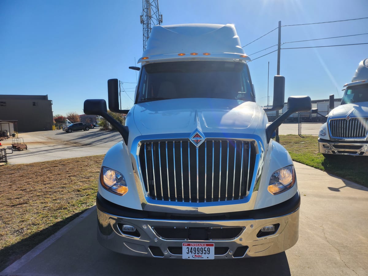 2019 Navistar International LT625 SLPR CAB 868653