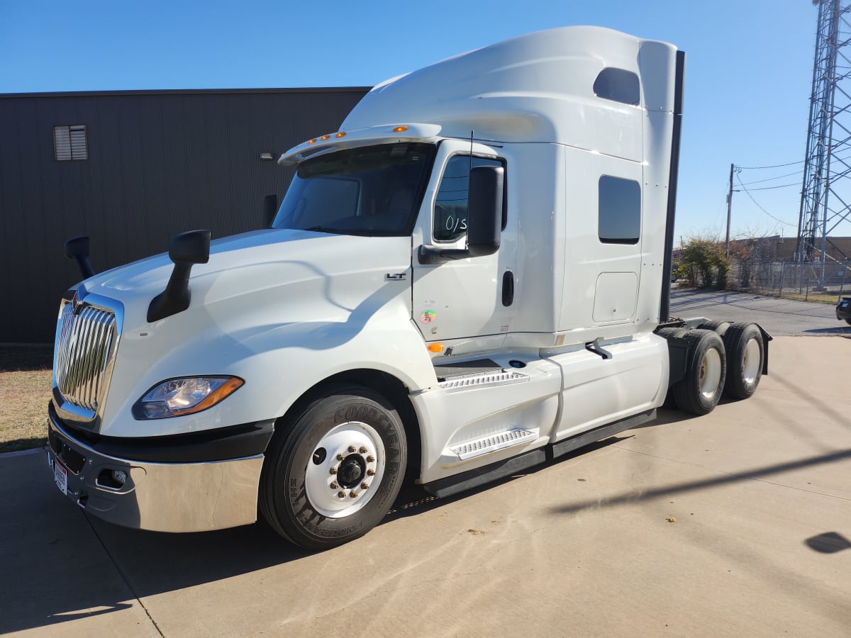 2019 Navistar International LT625 SLPR CAB 868653