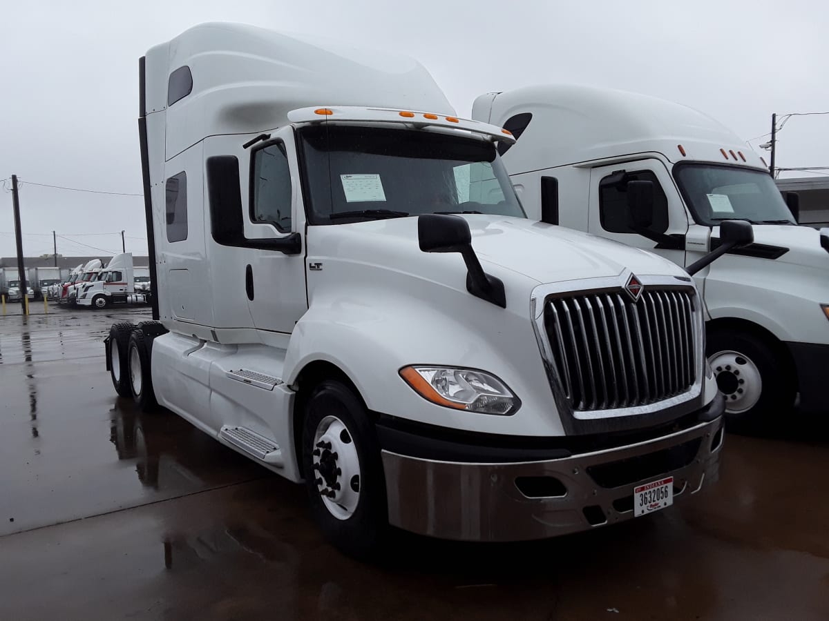 2019 Navistar International LT625 SLPR CAB 868676