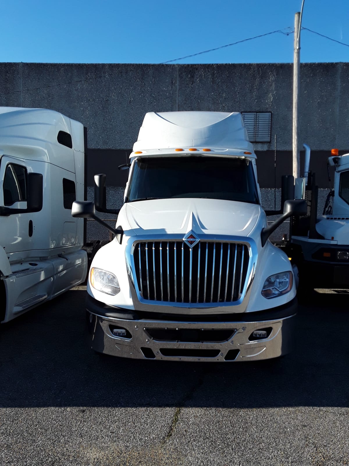 2019 Navistar International LT625 SLPR CAB 868678