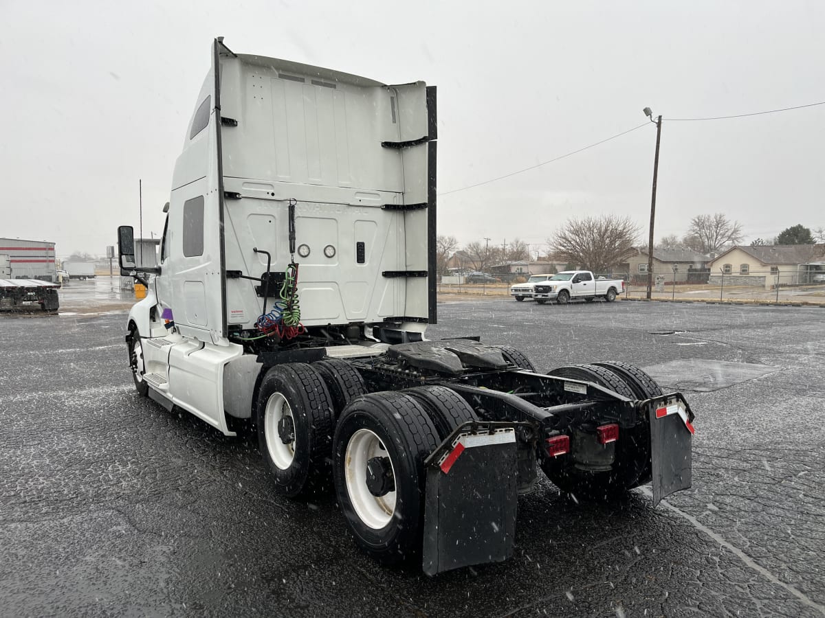 2019 Navistar International LT625 SLPR CAB 868680