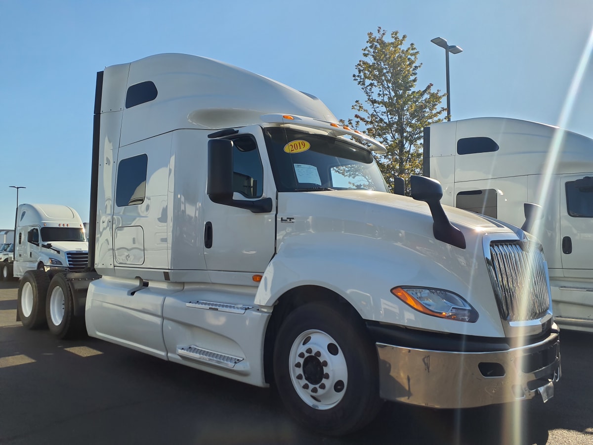 2019 Navistar International LT625 SLPR CAB 868708