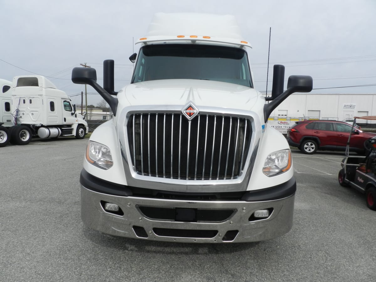 2019 Navistar International LT625 SLPR CAB 868717