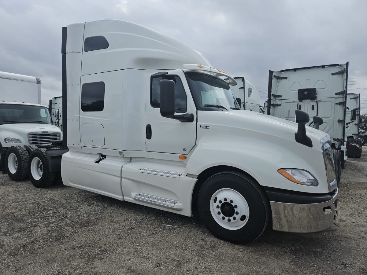 2019 Navistar International LT625 SLPR CAB 868741