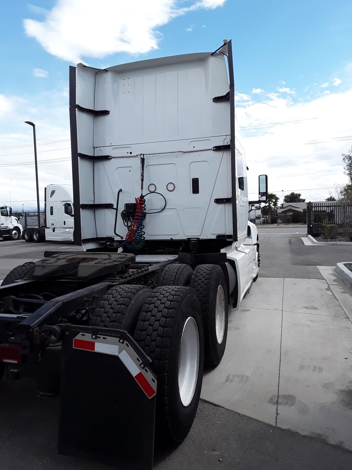 2019 Navistar International LT625 SLPR CAB 868760