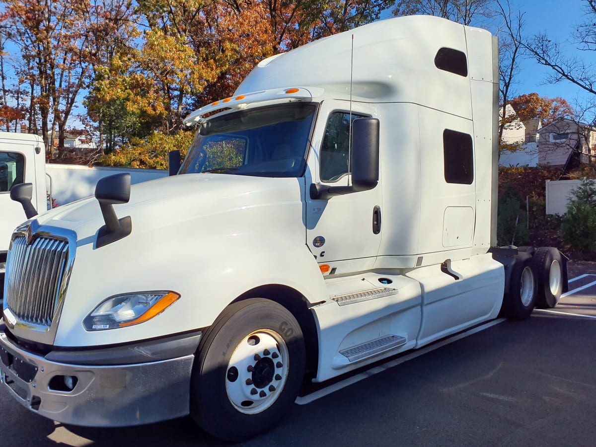 2019 Navistar International LT625 SLPR CAB 868770