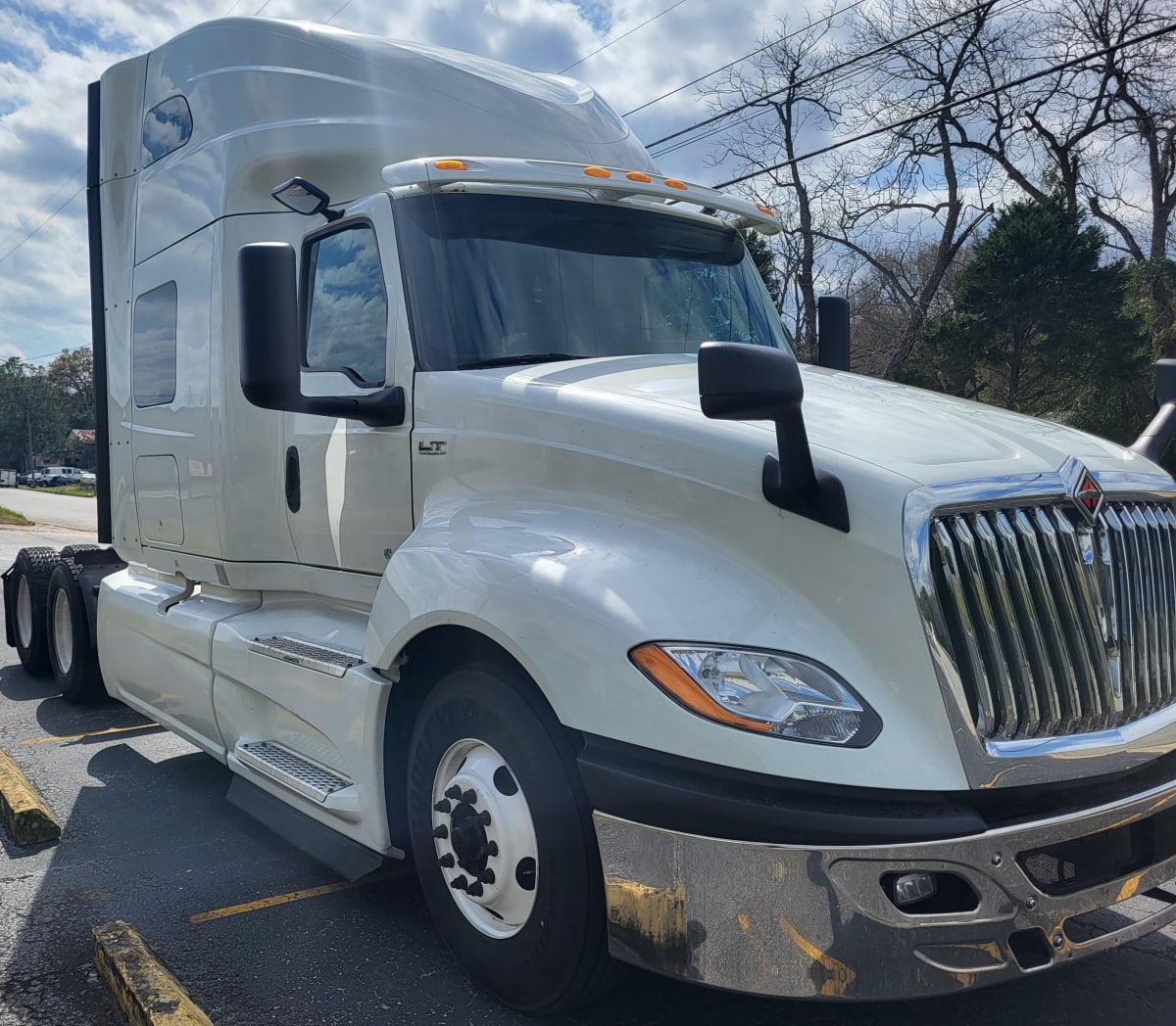 2019 Navistar International LT625 SLPR CAB 868771