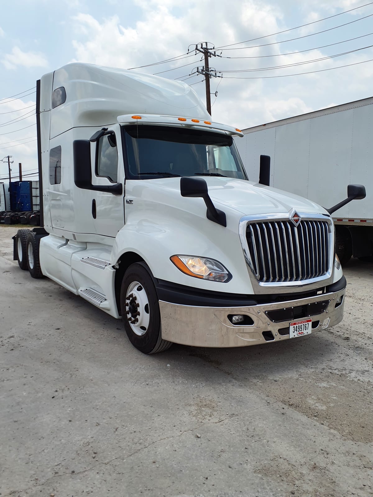 2019 Navistar International LT625 SLPR CAB 868781