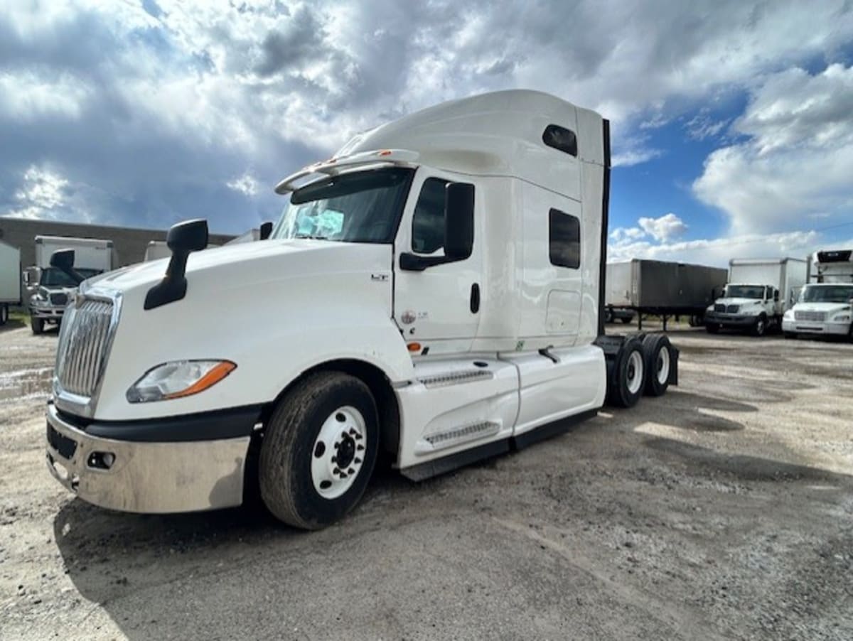 2019 Navistar International LT625 SLPR CAB 868788