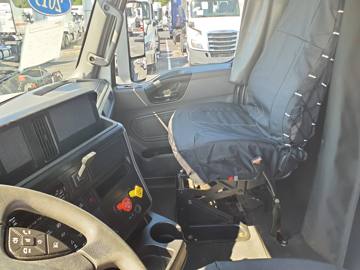 2019 Navistar International LT625 SLPR CAB 868809