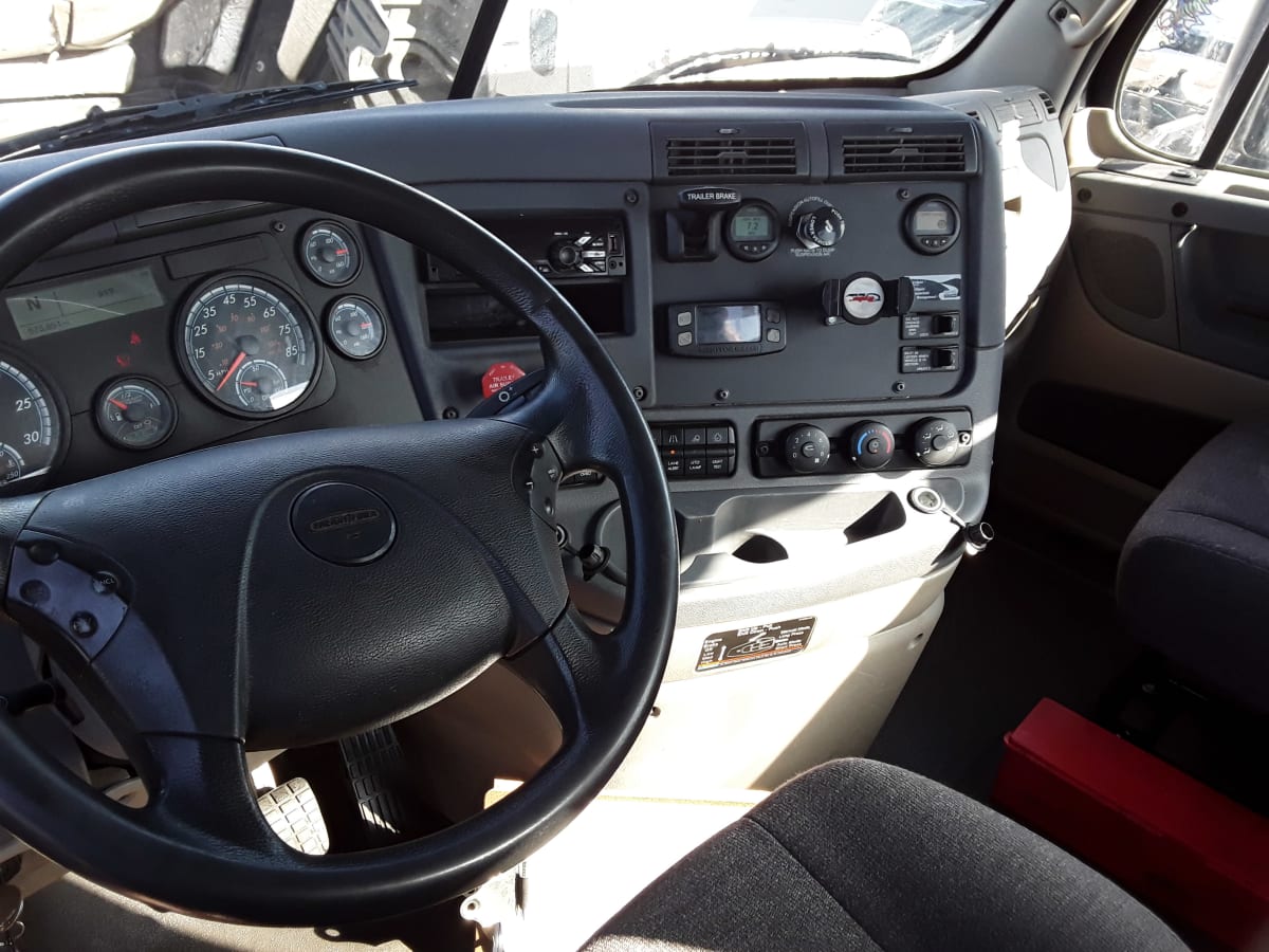 2019 Freightliner/Mercedes CASCADIA 125 868844