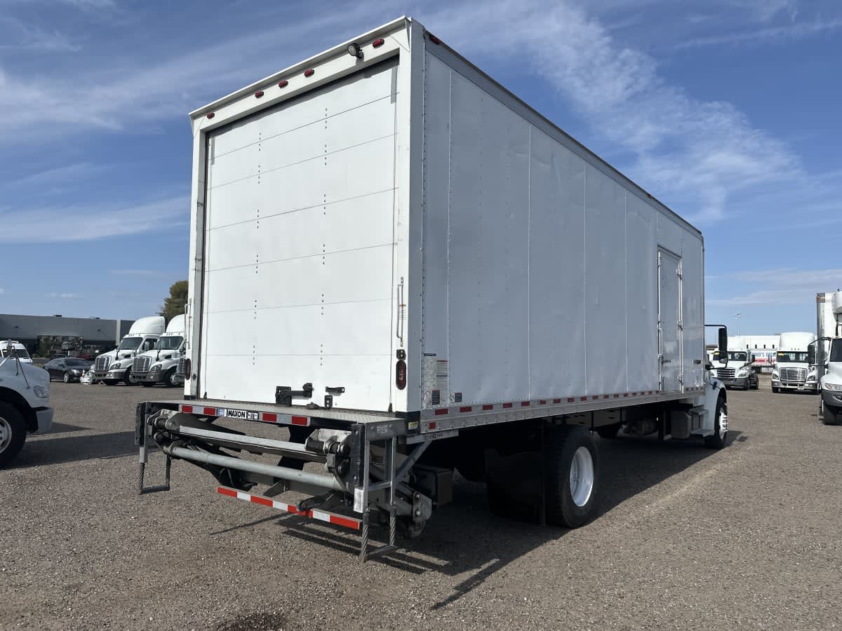 2019 Freightliner M2 106 868856