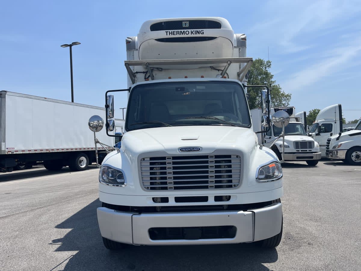 2019 Freightliner M2 106 in Beltsville, MD — photo 2