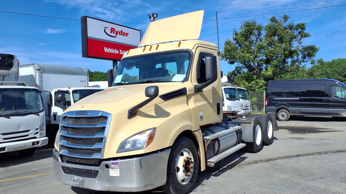 2019 Freightliner Cascadia in Salisbury, MA