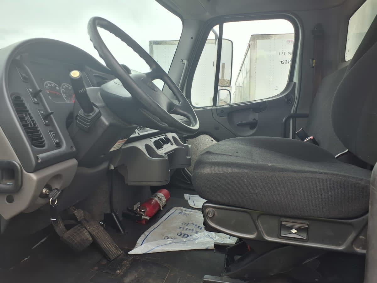 2019 Freightliner/Mercedes M2 106 868890