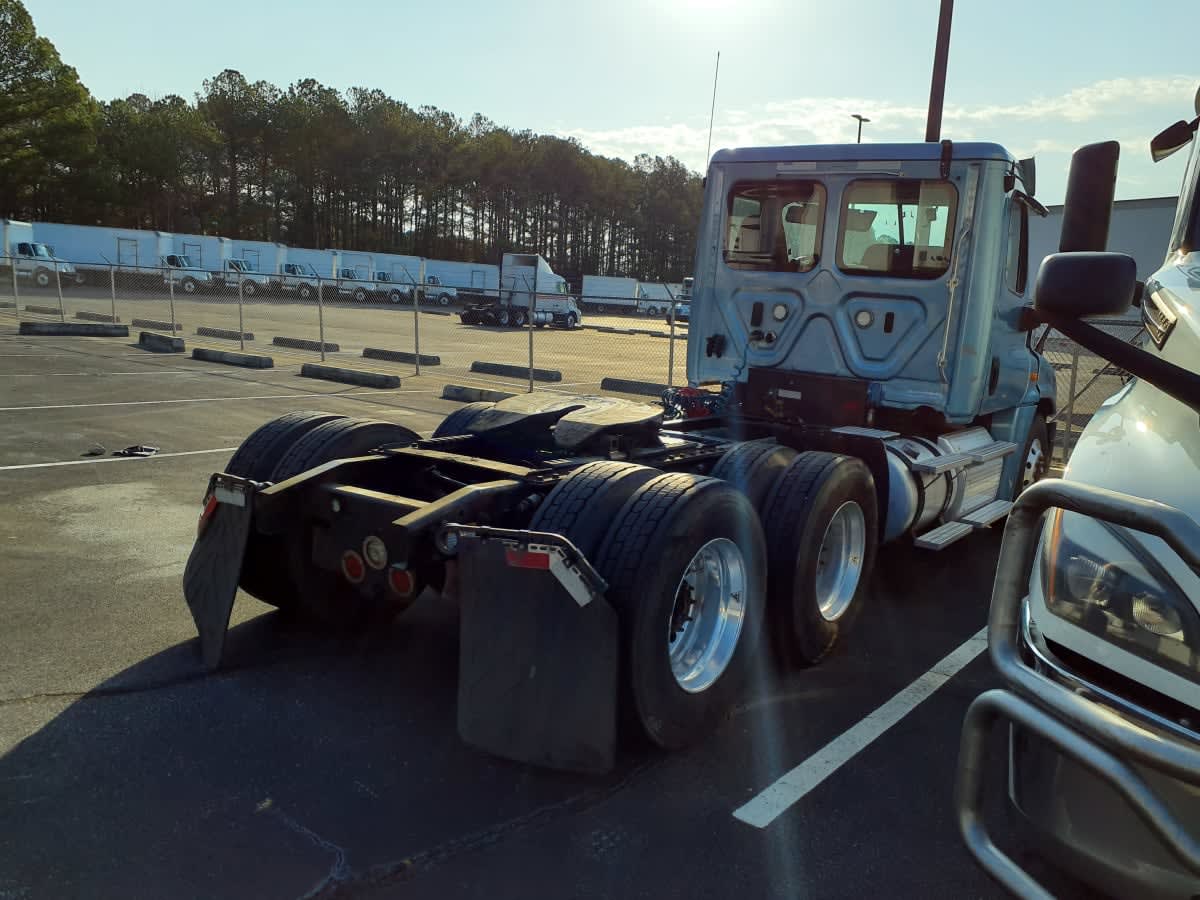 2019 Freightliner - image 4