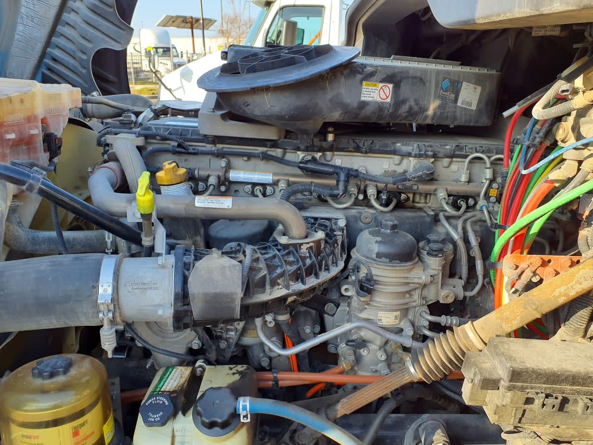 2019 Freightliner - image 8