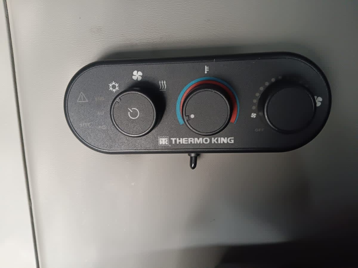 2019 International - image 15