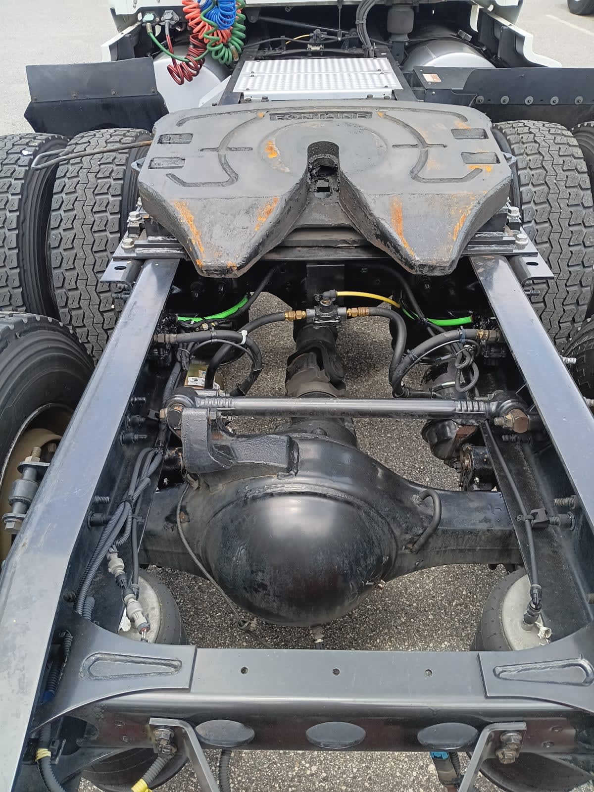 2019 International - image 12