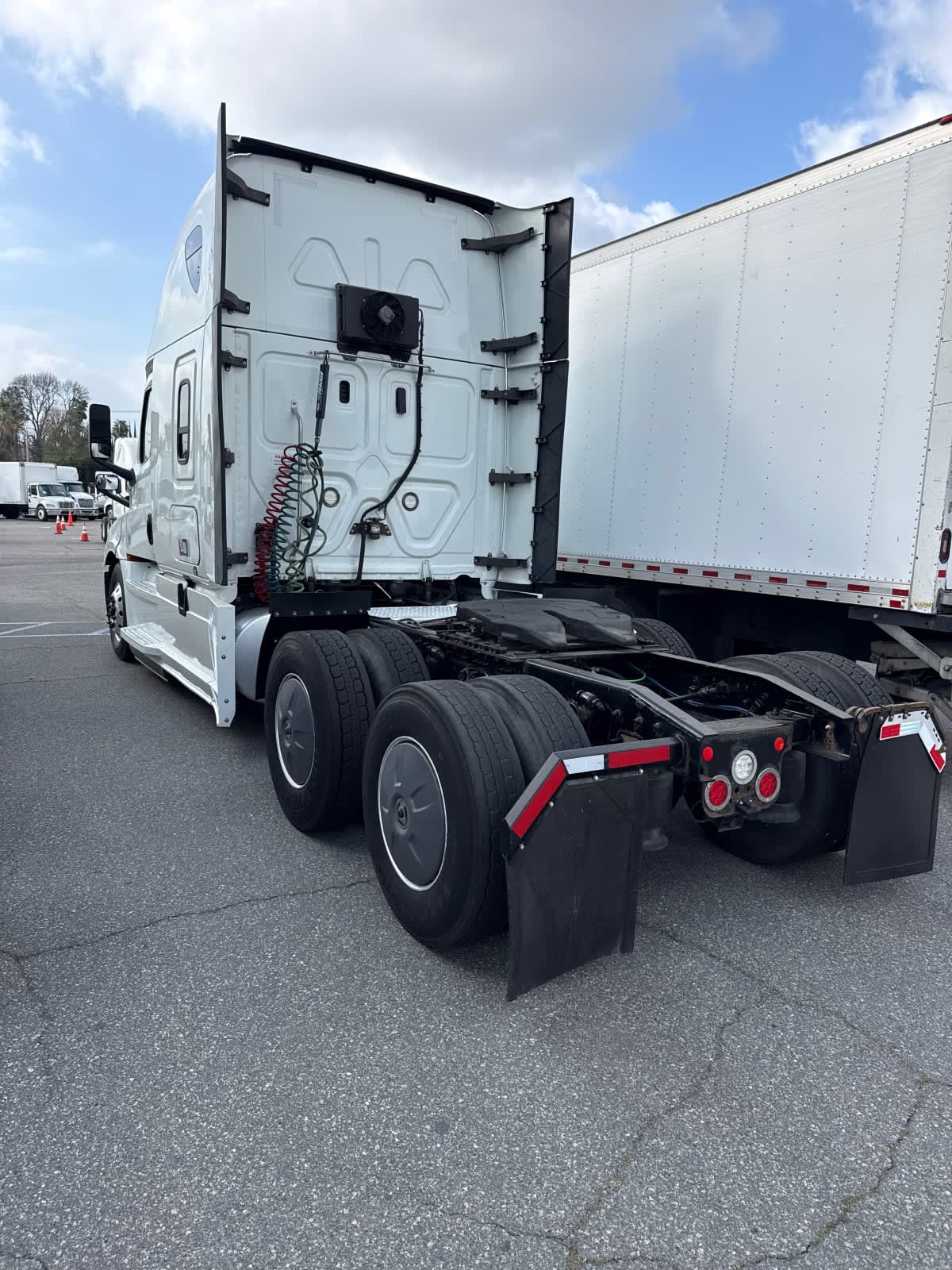 2019 Freightliner - image 6