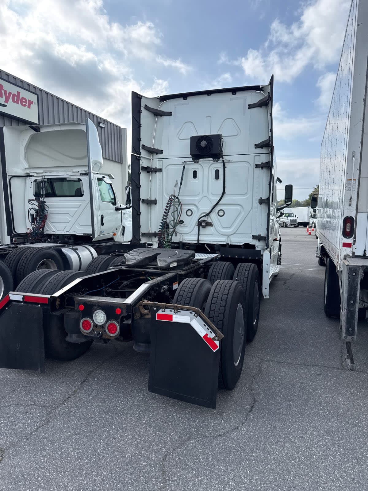 2019 Freightliner - image 4