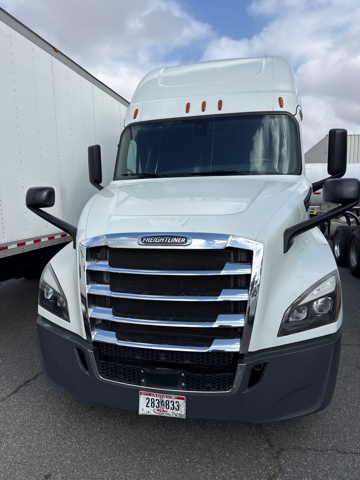 2019 Freightliner - image 2