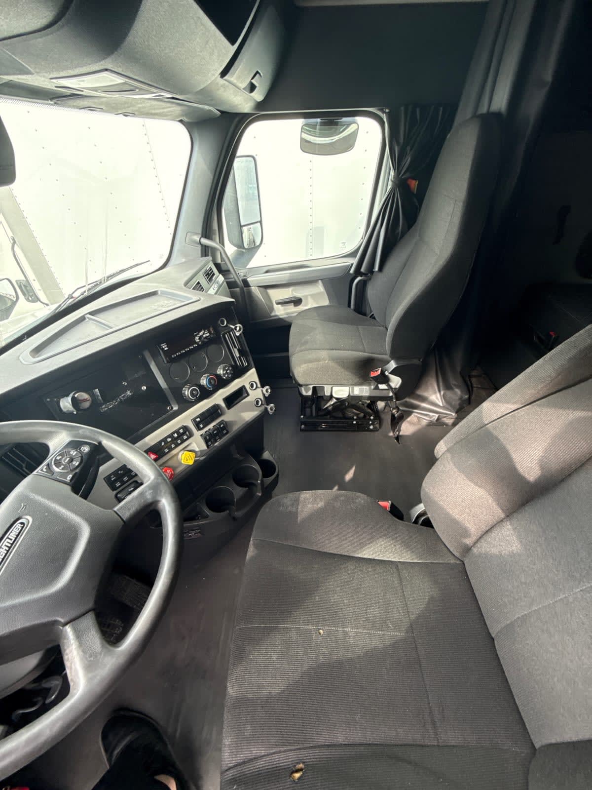 2019 Freightliner - image 7