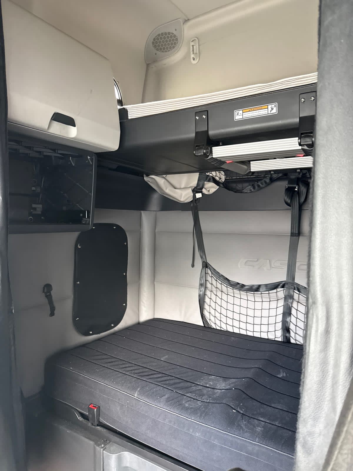 2019 Freightliner - image 8