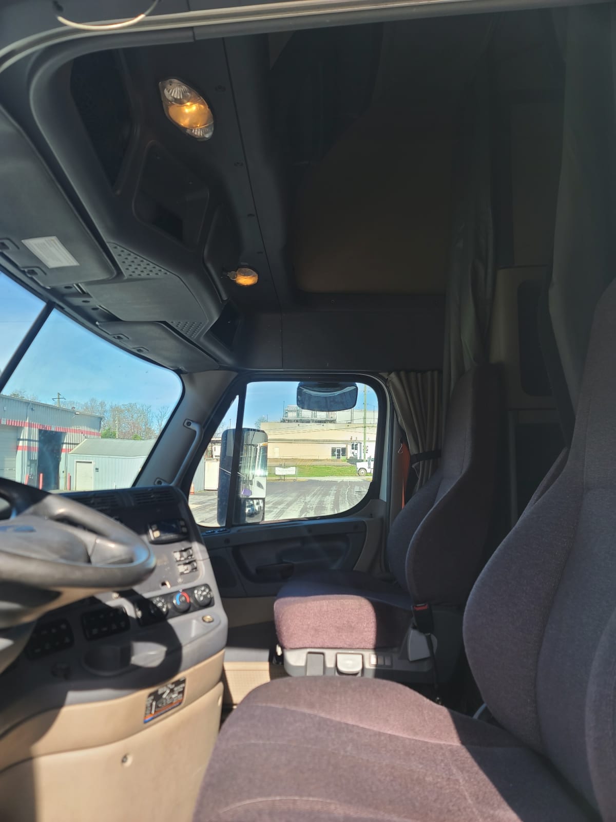 2019 Freightliner/Mercedes CASCADIA 125 869298